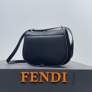 	 Bagsaaa Fendi Cmon Black leather bag - 25x20x7cm - 5