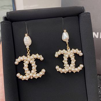 Bagsaaa Chanel Crytal Pearl Gold Earrings 