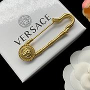 Bagsaaa Versace Gold Brooch - 2