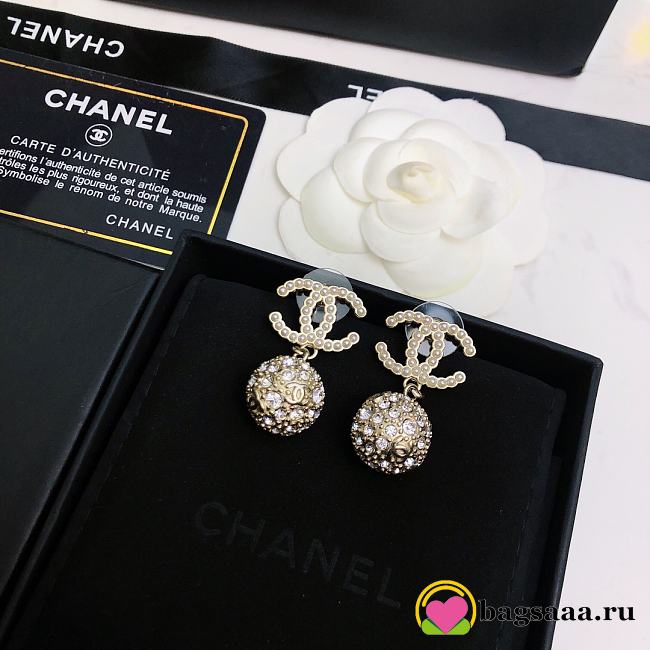 Bagsaaa Chanel Crystal Ball Drop Earrings - 1