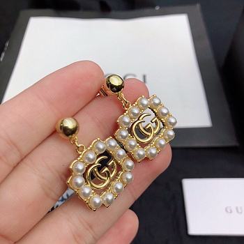Bagsaaa Gucci Pearl Gold Square Drop Earrings
