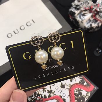 Bagsaaa Gucci Pearl Stud Earrings