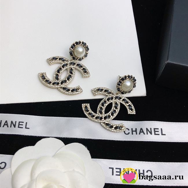 Bagsaaa Chanel Black CC Logo Drop Earrings - 1