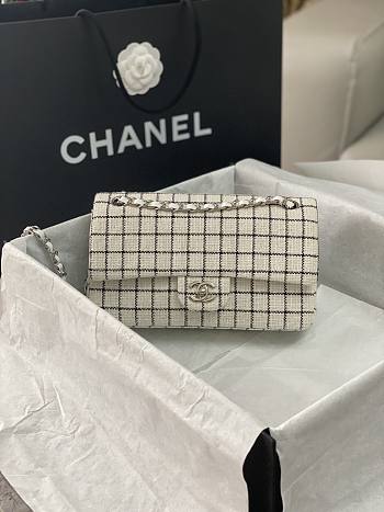 	 Bagsaaa Chanel Tweed Flap White and Black Lines - 25cm