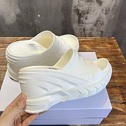	 Bagsaaa Givenchy White Marshmallow Heeled Sandals - 4