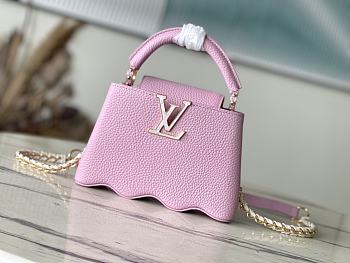 Bagsaaa Louis Vuitton Capucines Mini Light Pink Pink - M22122 - 22cm