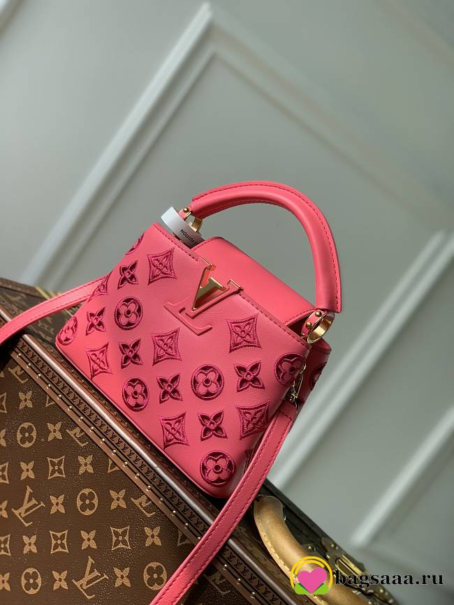 	 Bagsaaa Louis Vuitton Capucines Mini Dark Pink Monogram - 21x14x8cm - 1