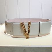	 Bagsaaa Versace Barocco V buckle white belt 7cm - 2