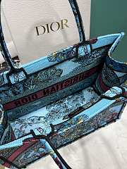 	 Bagsaaa Dior Book Tote Medium Blue Toile de Jouy Voyage Embroidery - 36 x 27.5 x 16.5 cm - 4