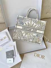 Bagsaaa Dior Book Tote Large Star - 41cm - 4