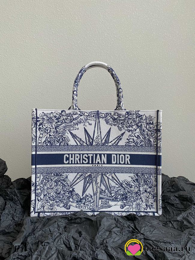 Bagsaaa Dior Book Tote Large Star Navy  - 41cm - 1