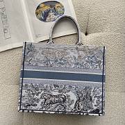 Bagsaaa Dior Book Tote Large Gradient Toile de Jouy Voyage Embroidery - 41cm - 6
