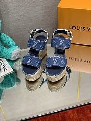 Bagsaaa Louis Vuitton Starboard Wedge Sandal Denim Blue - 2