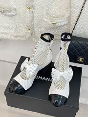 Bagsaaa Chanel Mary Janes Resille, Kid Suede & Patent Calfskin White & Black  - 4