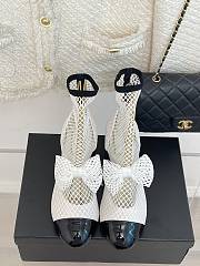 Bagsaaa Chanel Mary Janes Resille, Kid Suede & Patent Calfskin White & Black  - 2
