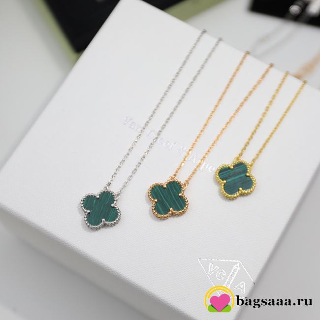 Bagsaaa Van Cleef & Arpels Clover Green Necklace - 1