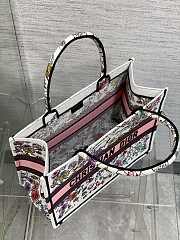 Bagsaaa Dior Book Tote Embroidery Pink Flower Pattern - 36cm - 4