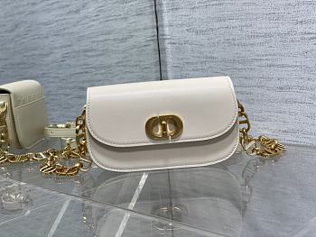 Bagsaaa Dior Montaigne Messenger White Bag - 18*4.5*10cm
