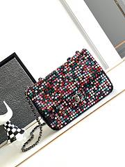 Bagsaaa Chanel Flap Lambskin, Crystal & Ruthenium-finish metal Bag - 13 × 20 × 6 cm - 1