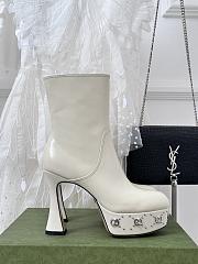 	 Bagsaaa Gucci GG studded leather ankle boots white - 1