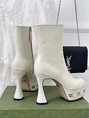 	 Bagsaaa Gucci GG studded leather ankle boots white - 4