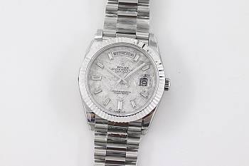 Bagsaaa Rolex Day-Date 40mm White Gold Meteorite Dial 228239