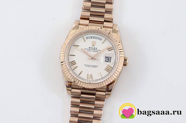 	 Bagsaaa Rolex Day-Date 40mm Rose Gold White Dial - 1