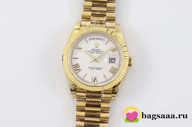 	 Bagsaaa Rolex Day-Date 40mm Gold White Dial - 1