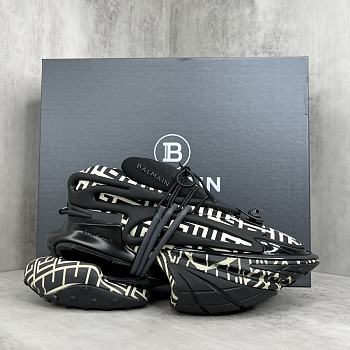 Bagsaaa Balmain Unicorn Low Top trainers in neoprene and leather white and black pattern