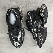 Bagsaaa Balmain Unicorn Low Top trainers in neoprene and leather white and black pattern - 2