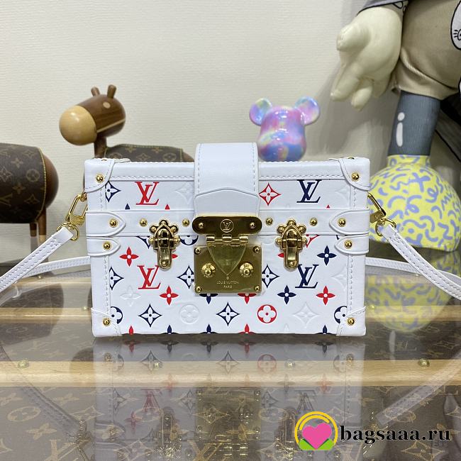 Bagsaaa Louis Vuitton Petite Malle Bag White - 20 x 12.5 x 6 cm - M23541 - 1