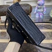 	 Bagsaaa Louis Vuitton Petite Malle Bag Matte Alligator black leather - 20 x 12.5 x 6 cm - 5