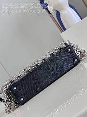Bagsaaa Louis Vuitton Petite Malle Bag Navy Python Leather Silver Hardware - 4