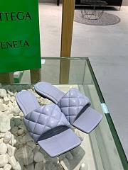 Bagsaaa Bottega Veneta Matelassé Flat Padded Sandals - 5