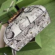 Bagsaaa Gucci Mini Diana Python White Leather 20x15.5x10cm - 3