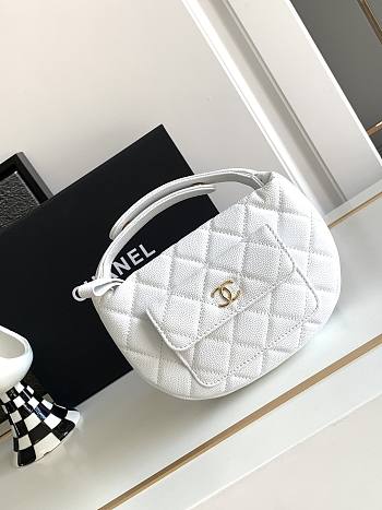 Bagsaaa Chanel Bucket Bag White Caviar