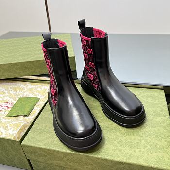 Bagsaaa Gucci 'GG' Ankle Boots Black/pink