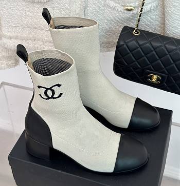 Bagsaaa Chanel Ankle Short Boots Off White