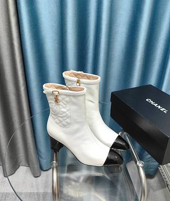 	 Bagsaaa Chanel Ankle White Boots