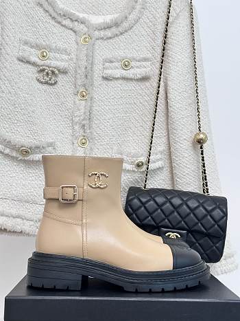 Bagsaaa Chanel Chelsea Beige Leather Boots