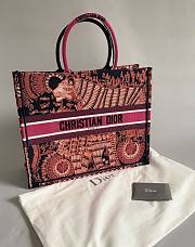 Bagsaaa Dior Book Tote Large 41cm Fuchsia/Navy Blue Animal Embroidered Canvas - 3