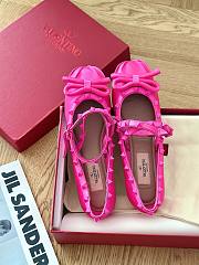 Bagsaaa Valentino Garavani Silk Rockstud Ballet Flats Hot Pink - 3