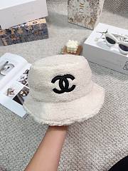 	 Bagsaaa Chanel Winter Fur Bucket Hat White - 3
