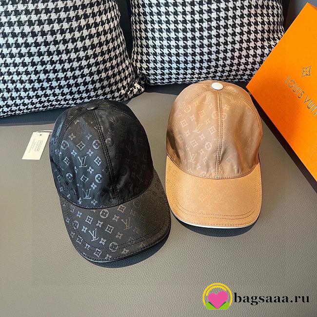 Bagsaaa Louis Vuitton Monogram Cap  - 1