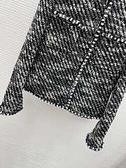 Bagsaaa Chanel Tweed Grey Jacket Pearl - 2