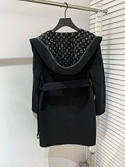 Bagsaaa Louis Vuitton Belted Short Coat Black - 5