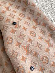 	 Bagsaaa Louis Vuitton Belted Short Coat Beige - 5