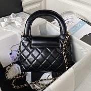 	 Bagsaaa Chanel Top Handle Black bag 22cm - 3