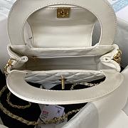 	 Bagsaaa Chanel Top Handle White bag 22cm - 6