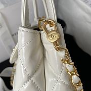 	 Bagsaaa Chanel Top Handle White bag 22cm - 2